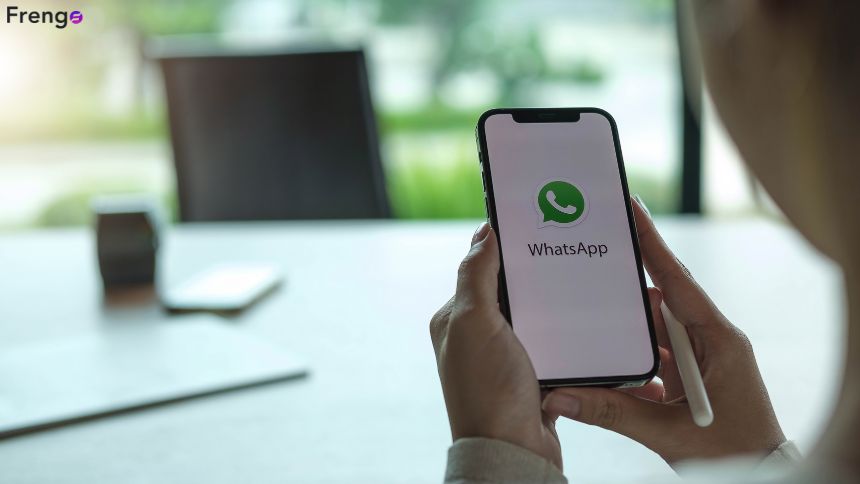 WhatsApp Scams Alert – 15 Examples & How to Avoid Them